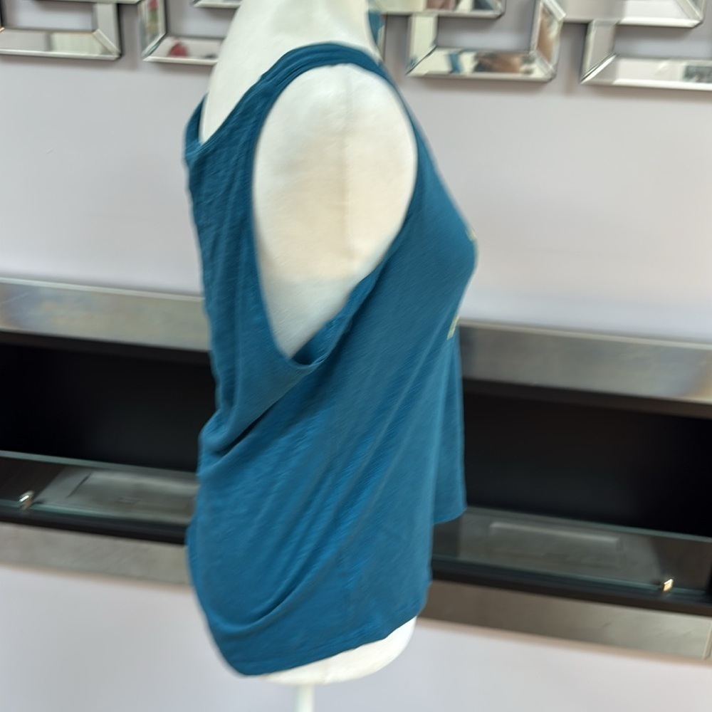 Express Ocean Blue Cerveza, por favor tank to size M - Picture 3 of 4